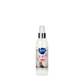 Mgiełka zapachowa do pomieszczeń Ogród SPA mz185-254 Aura Home Care w eleganckiej butelce z atomizerem. Aromatyczna mgiełka doskonale odświeża wnętrze i wypełnia pomieszczenie relaksującym aromatem inspirowanym strefą SPA.