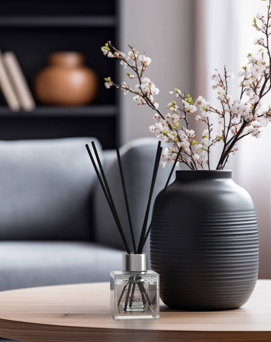 Dyfuzor zapachowym Drzewo Agar - Wanilia 80 ml trwałość do 8 tygodni dz80-001 Valpe