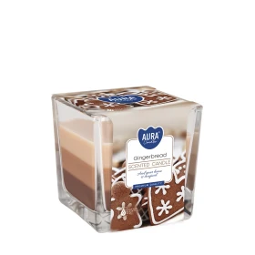 Świeca zapachowa trójkolorowa Pierniczki snk80-346 Aura w eleganckim transparentnym szkle z dekoracyjnym wzorem. Aromatyczna świeca doskonale tworzy przytulny klimat i wypełnia wnętrze korzennym aromatem pierniczków.