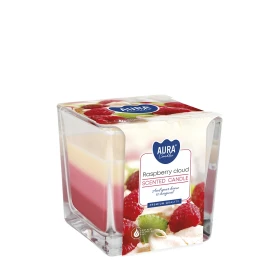 Świeca zapachowa trójkolorowa Malinowa Chmurka snk80-329 Aura w szklanym, kwadratowym opakowaniu, widoczne warstwy wosku i etykieta produktu.