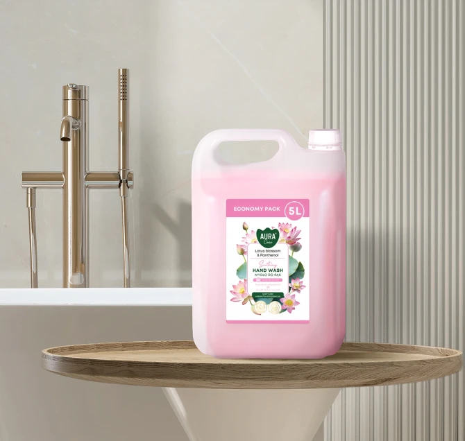 Mydło do rąk uzupełniające 5 L Kwiat lotosu i Pantenol AHW-005-007 Aura Care w aranżacji